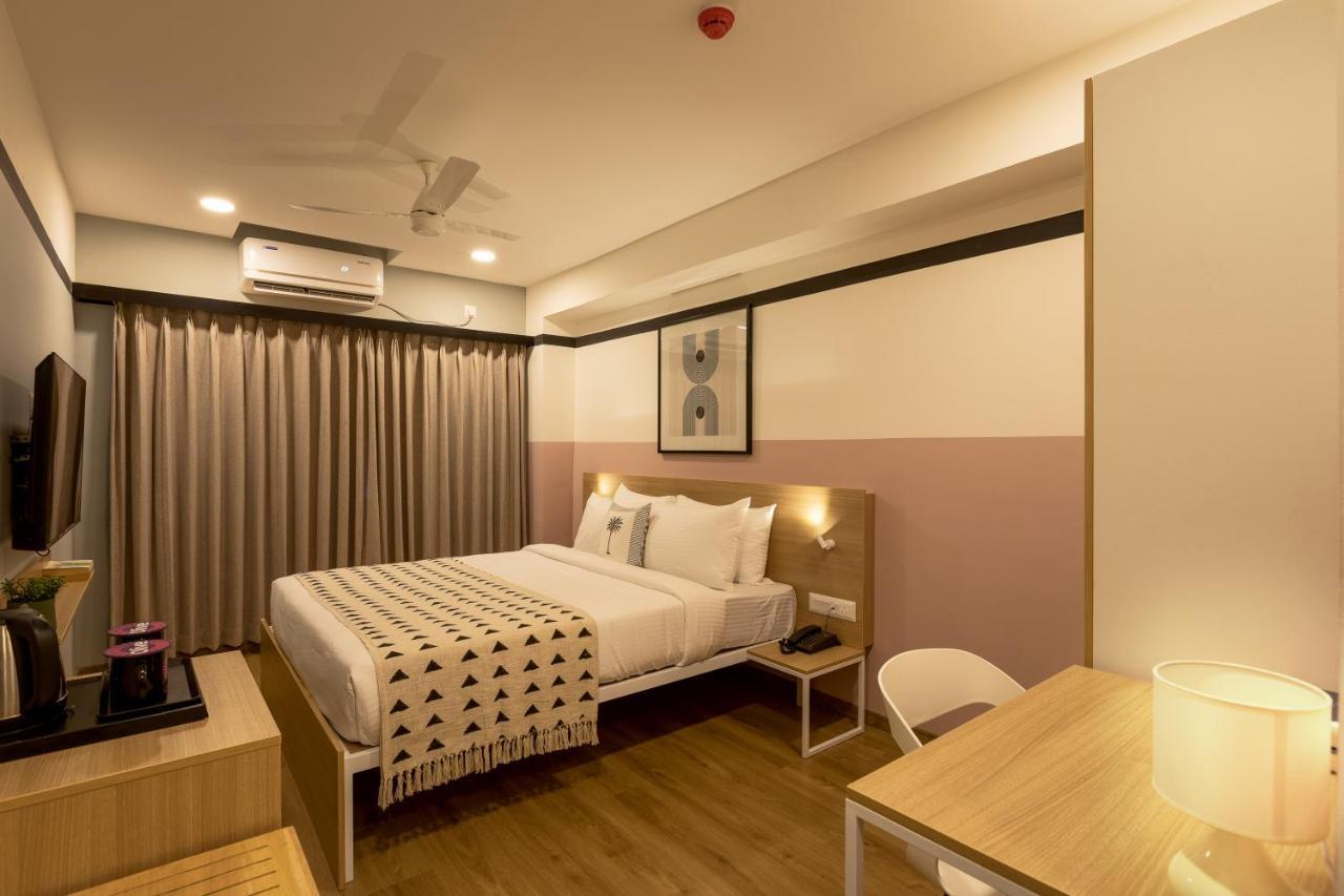 Olive Hotel Indiranagar 100Ft Road By Embassy Group Μπανγκαλόρ Εξωτερικό φωτογραφία