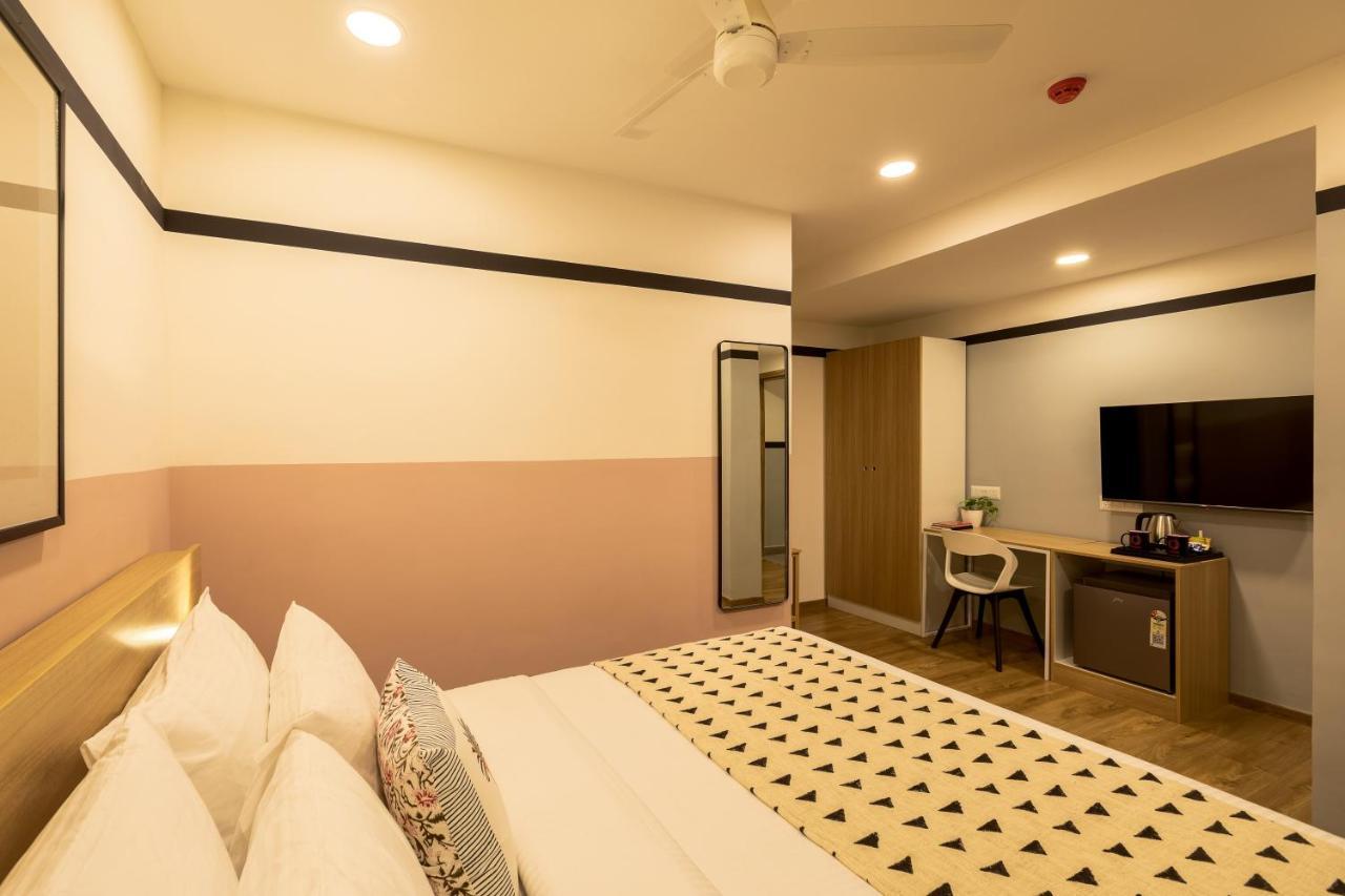 Olive Hotel Indiranagar 100Ft Road By Embassy Group Μπανγκαλόρ Εξωτερικό φωτογραφία